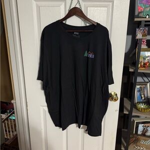 Men’s REI Shirt